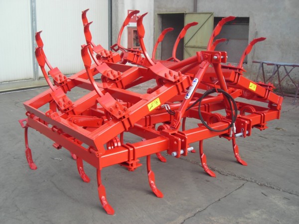 CULTIVATORS